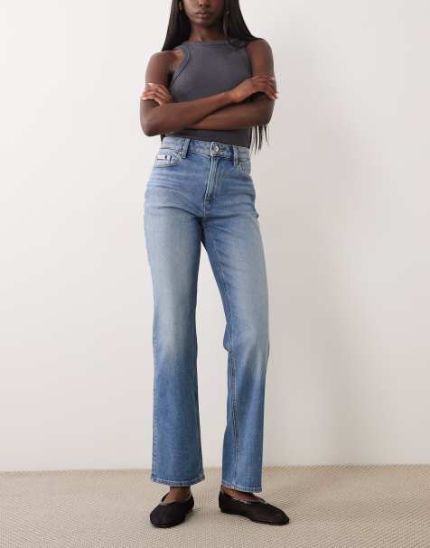 Calvin Klein Jeans - Vaqueros de pernera recta con lavado azul claro - view 1