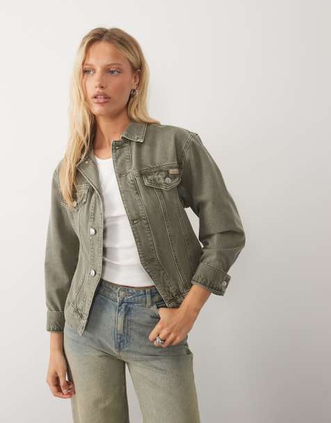 Calvin Klein Jeans - Veste en jean cintrée à la taille - Kaki - view 1