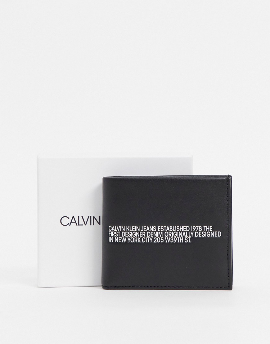 Calvin Klein Jeans – Vikbar plånbok i läder med logga-Svart