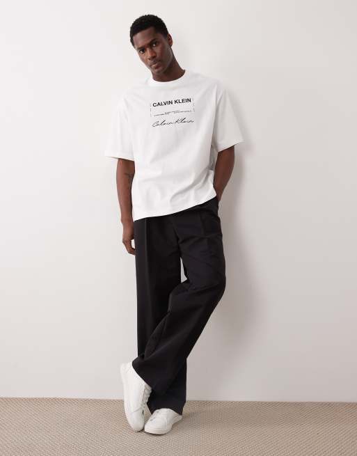 Calvin Klein Jeans – Vit, avslappnad t-shirt med tryck, 2 av 5