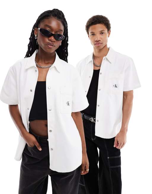 Calvin Klein Jeans – Vit jeansskjorta i unisex-modell och oversize