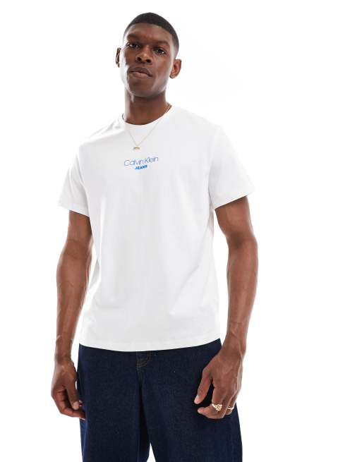 Calvin Klein Jeans – Vit t-shirt med liten, centrerad logga, 2 av 4