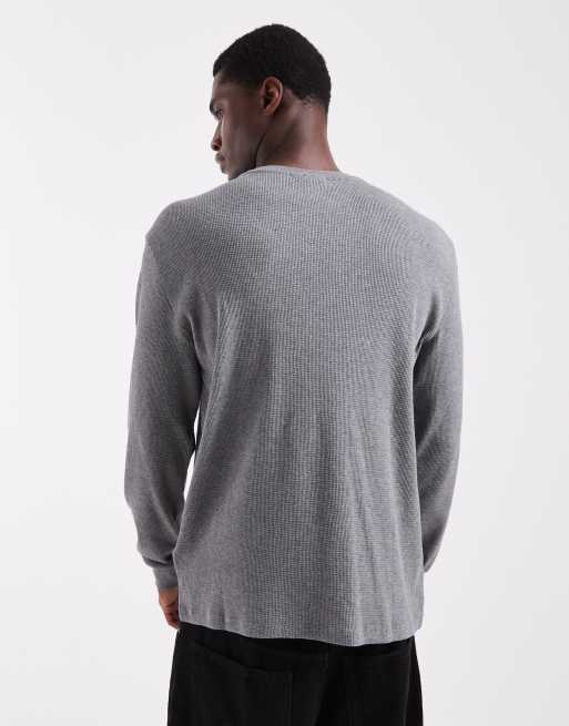 Calvin Klein Jeans Waffle Badge Logo long sleeve t-shirt in grey , 3 of 5