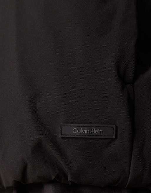 Calvin Klein Jeans – Wattierte Bomberjacke in Schwarz, 3 von 4