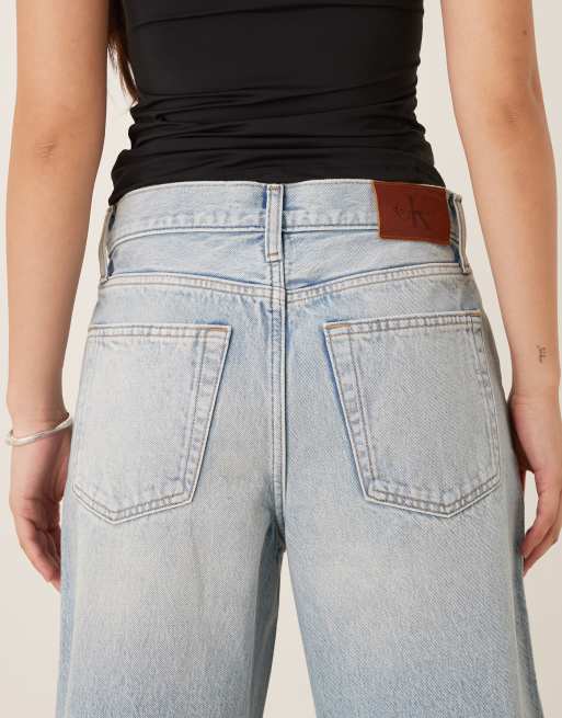 Calvin Klein Jeans – Weite Jeans in verwaschenem Hellblau mit niedrigem Bund, 4 von 5