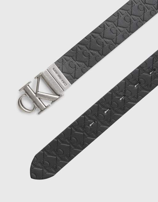 Calvin Klein Jeans – Wendbarer Gürtel aus Leder in Schwarz/Schwarz mit Monogramm