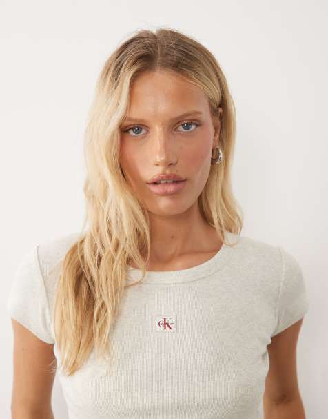 Calvin Klein Jeans woven label ribbed baby tee t-shirt in light grey - view 1