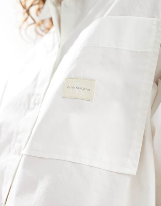 Calvin Klein Jeans woven label shirt in white, 4 of 4