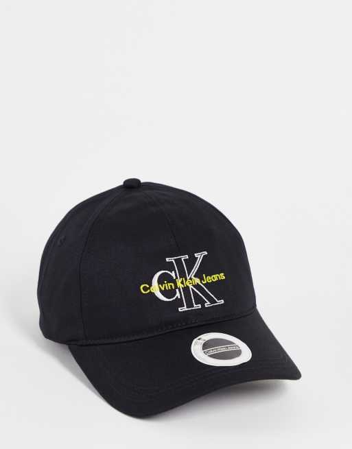 Calvin Klein Jeans – Zweifarbig schimmernde Kappe in Schwarz