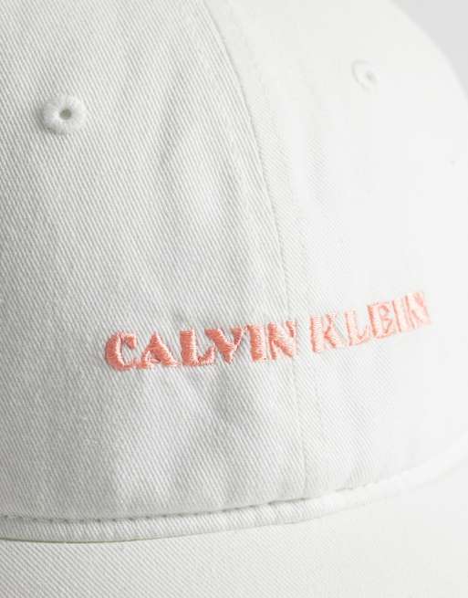 Calvin Klein – Kappe in Weiß mit Grafik, 2 von 3