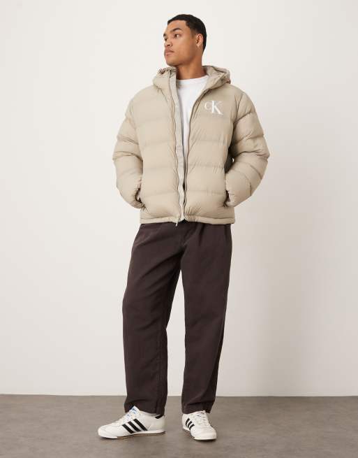 Calvin Klein Keans monologo puffer jacket in beige, 2 of 5