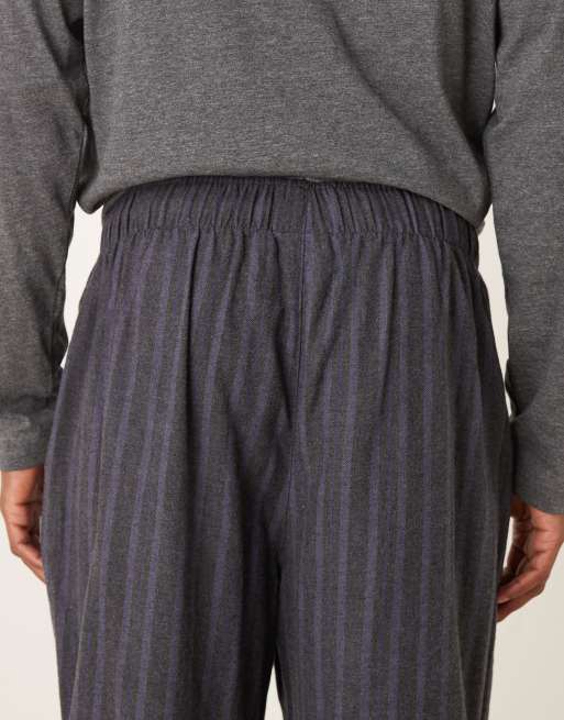 Calvin Klein - Koksgråt pyjamassæt med bukser og langærmet overdel, 4 af 5