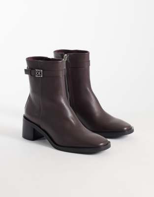 Calvin Klein Leather Ankle Boot With Block Heel And Logo Buckle Detail In Brown