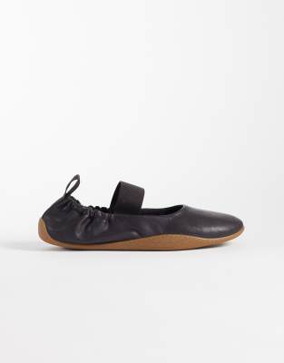 Calvin Klein Leather Ballet Flats In Brown