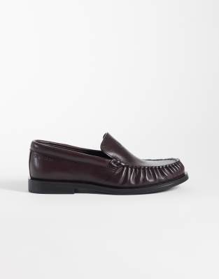Calvin Klein Leather Essential Loafers In Burgundy