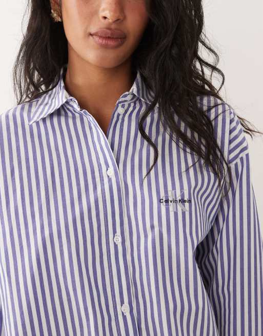 Calvin Klein logo co-ord cropped poplin shirt in blue stripe, 3 of 4
