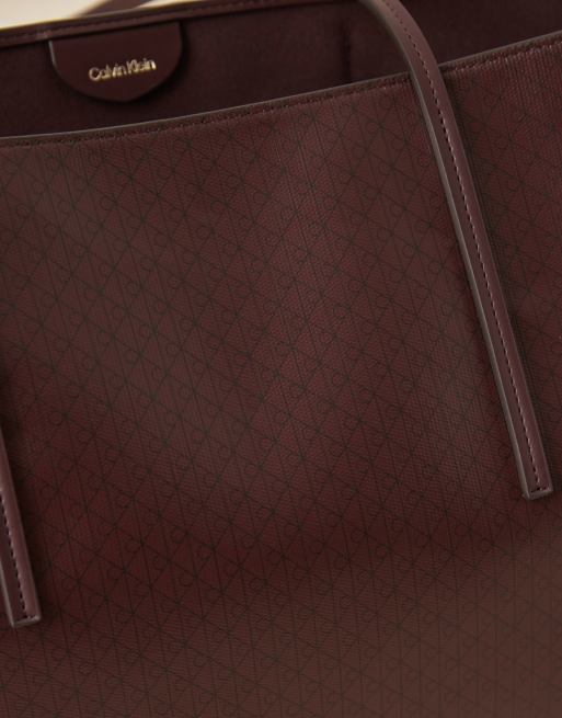 Calvin Klein logo print tote bag in burgundy, 4 of 4