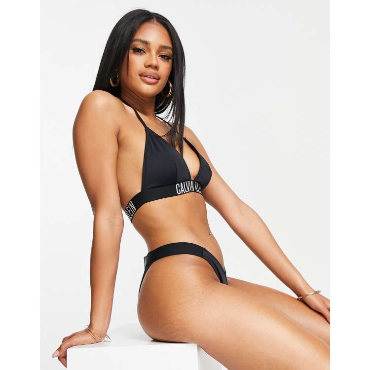 V on sale calvin klein