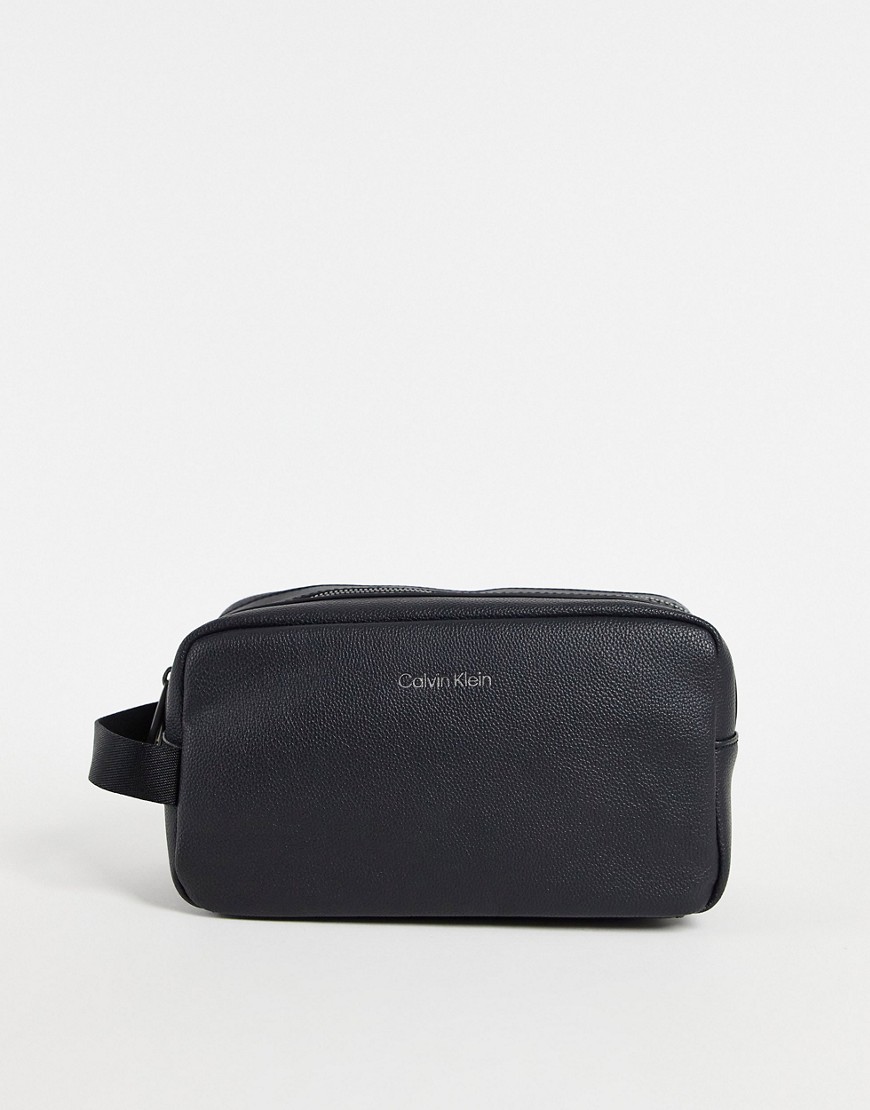 Calvin Klein logo washbag in black