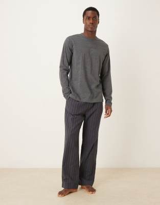 Calvin Klein Long Sleeve Top And Pants Pajama Set In Black