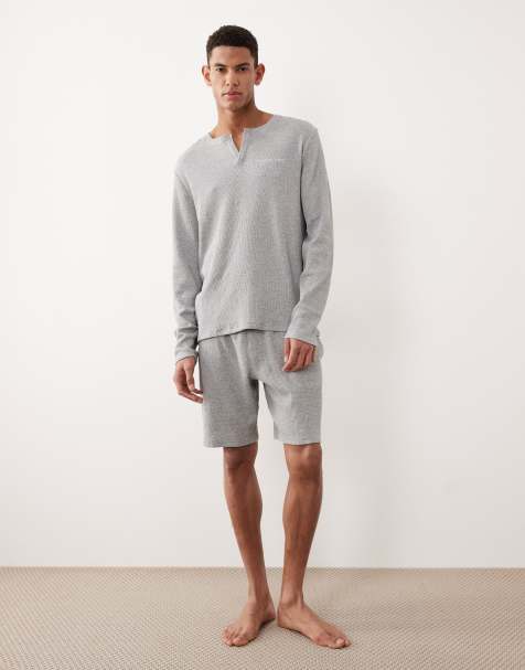 Calvin Klein - Loungekleding - Co-ord set van henley top en short met wafelstructuur in grijs - view 1