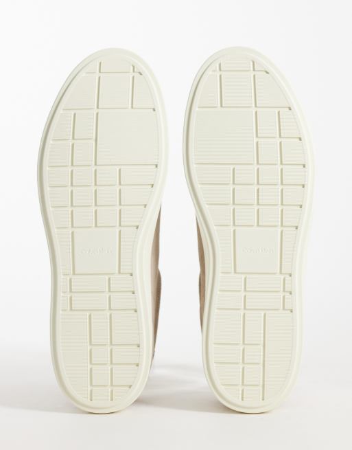 Calvin Klein Low Profile cupsole sneakers in beige, 5 of 5