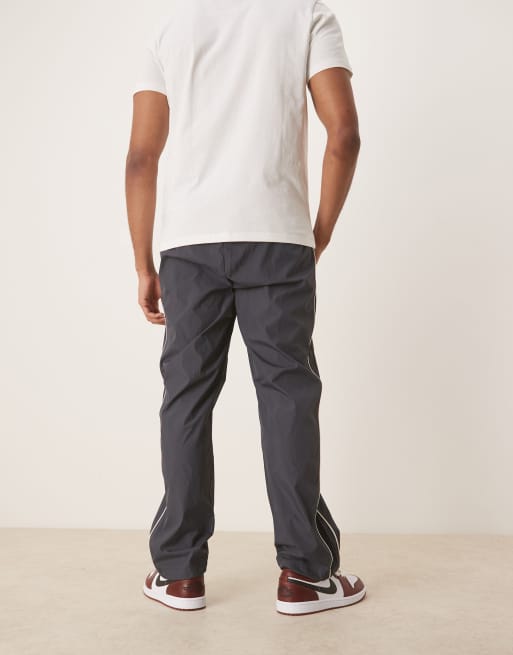 Calvin Klein – Marinblå träningsbyxor i krinklad nylon, 3 av 5
