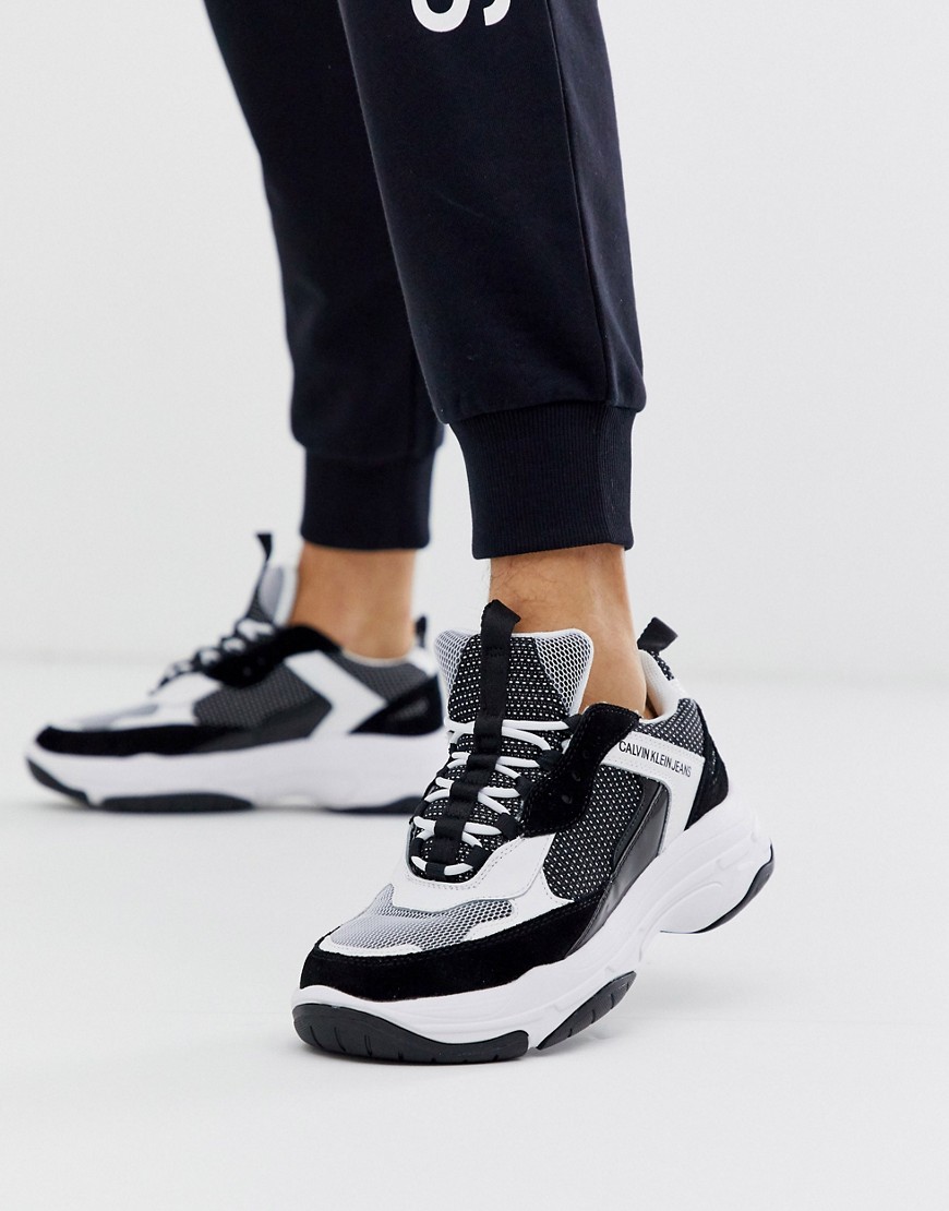Calvin Klein - Marvin - Sneakers met dikke zool in zwart en wit