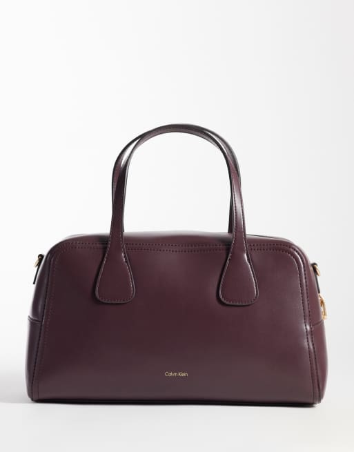Calvin Klein medium bowling bag with strap in fudge brown, 4 of 4