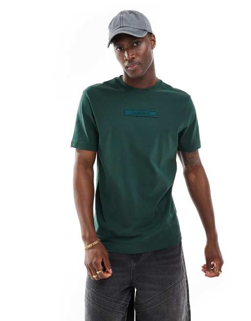 Calvin Klein – Mellangrön t-shirt med broderad logga