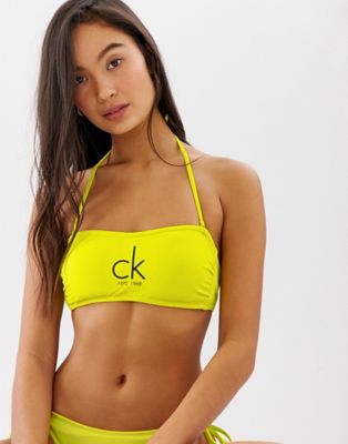 Calvin Klein – Mixa och matcha – Bikiniöverdel i bandeau-modell med knytning bak-Gul