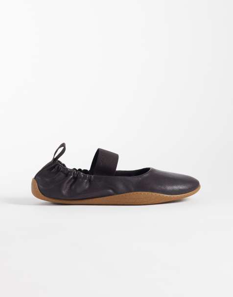 Calvin Klein – Moccabruna ballerinaskor i läder - view 1