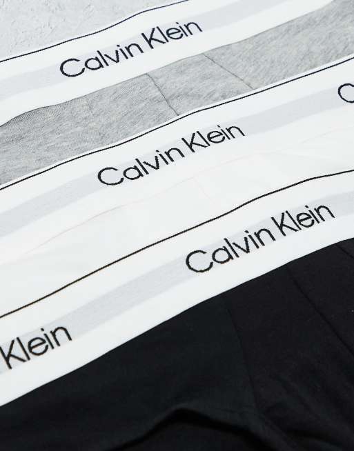 Calvin Klein Modern Cotton 3 pack hip briefs in black/grey/white, 2 of 3