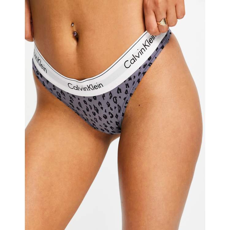 Calvin Klein - Modern Cotton Thong : Grey