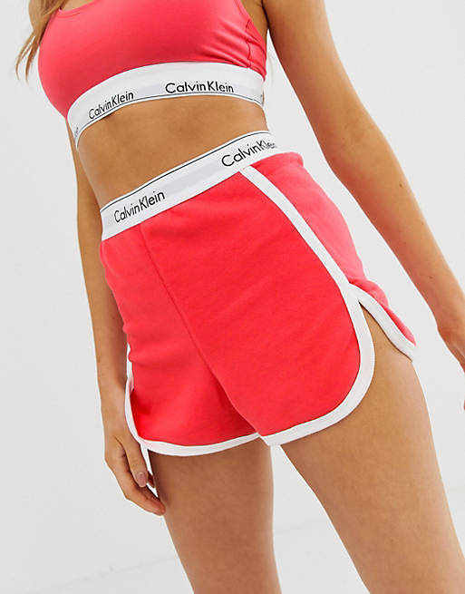 Calvin Klein – Modern Cotton – Pyjama-Shorts in Fire | ASOS