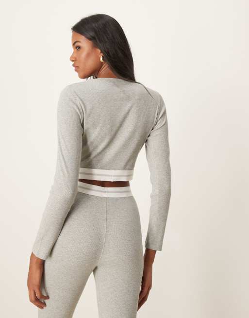 Calvin Klein - Modern - Crop top en tissu côtelé à manches longues - Gris, 3 de 4