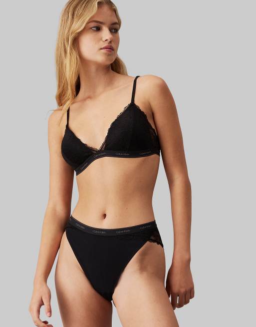 Calvin Klein – Modern – Czarne stringi o fasonie tanga z koronką i logo na taśmie w talii