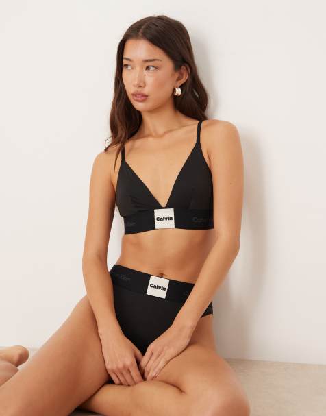 Calvin Klein - Moderne bralette met logopatch in zwart - view 1