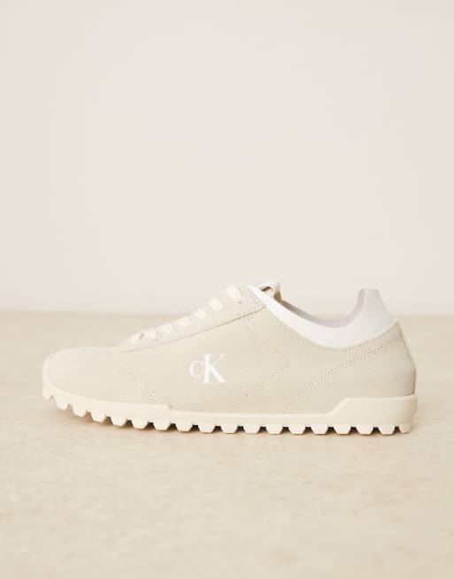 Calvin Klein – Niedrige Lauf-Sneaker in Beige aus Wildleder mit Profil, 2 von 5