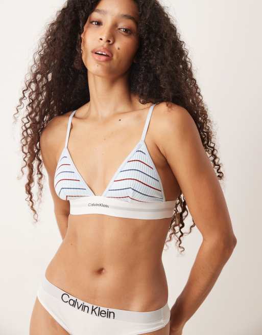 Calvin Klein – Niebieski zestaw bielizny z bawełny i modalu w paski: biustonosz z trójkątnymi miseczkami i stringi, 3 z 3
