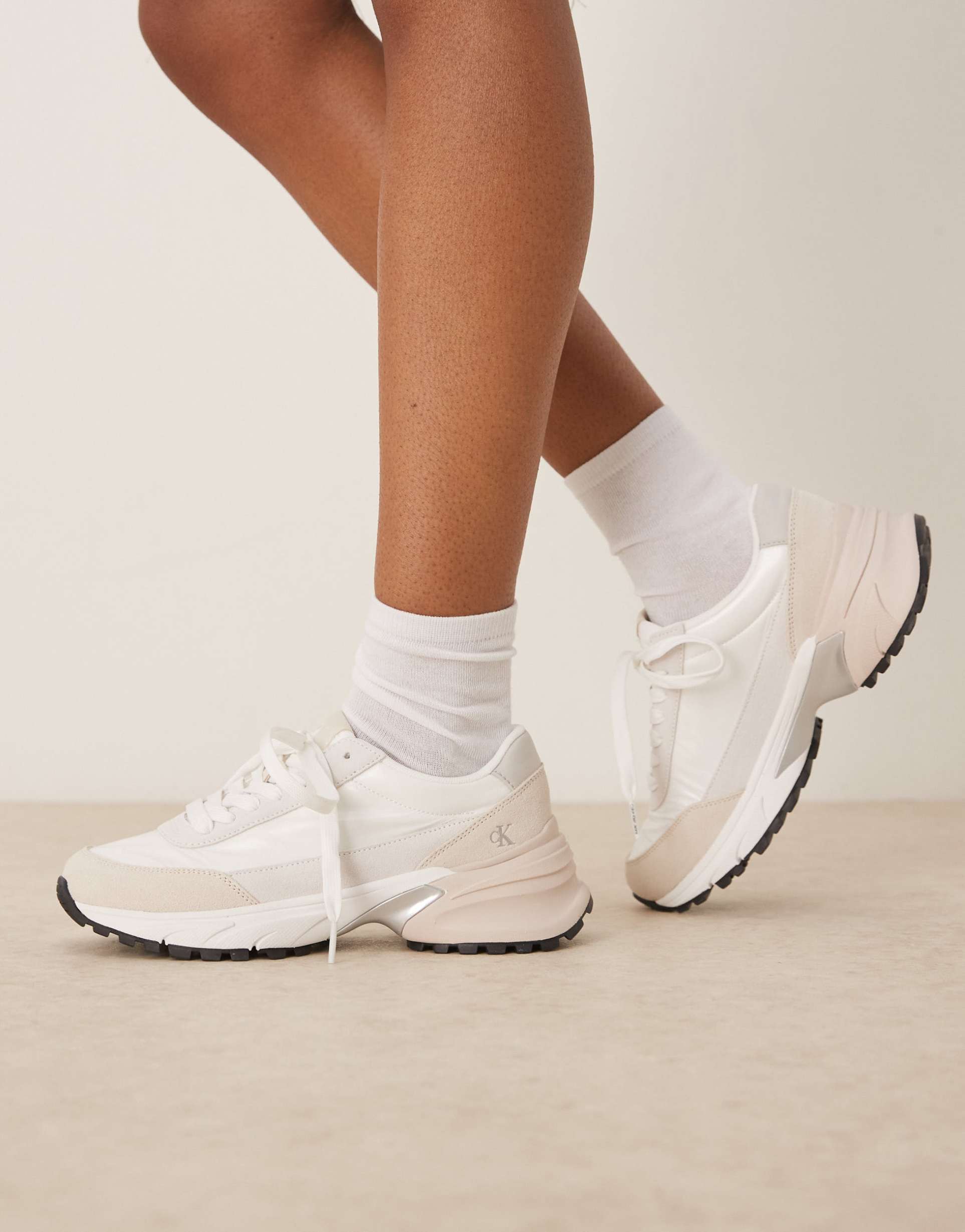 calvin klein nylon hiking/running sneakers in white and silver