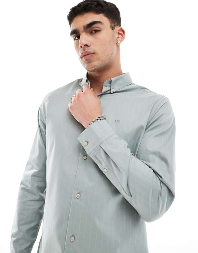 Calvin Klein - oxford stretch stripe shirt in light grey