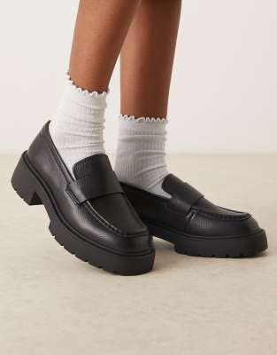 Calvin Klein - Penny-Loafer in Schwarz mit dicker Sohle
