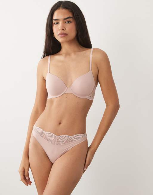 Calvin Klein Perfectly Fit lace lightly lined perfect coverage bra in light pink, 3 of 4