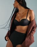 [Calvin Klein] Calvin Klein Perfectly Fit strapless push up bra in black 34B Black