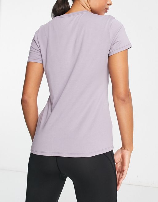 Calvin Klein Liquid Touch Slim Fit V-neck Logo T-shirt in Purple