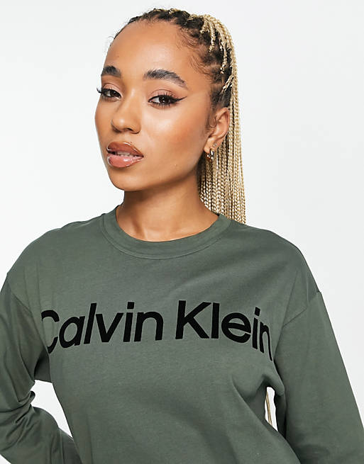 Calvin Klein Performance long sleeve logo crew neck sweater in green - part  of a set | ASOS