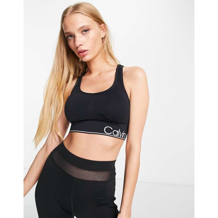 sports in ASOS racerback removable with medium Performance Calvin impact | seamless cups black Klein bra v-neck