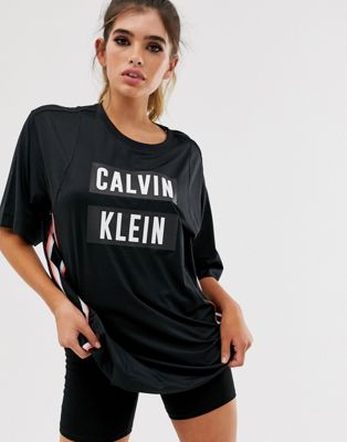 Calvin Klein Performance - Ruimvallend T-shirt met bies aan de zijkant in zwart