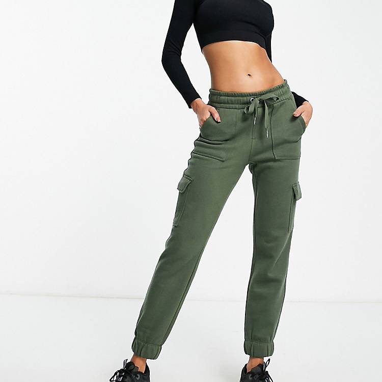 Calvin Klein Performance slim cargo sweatpants in green | ASOS